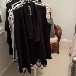 Black long vest, Sz L